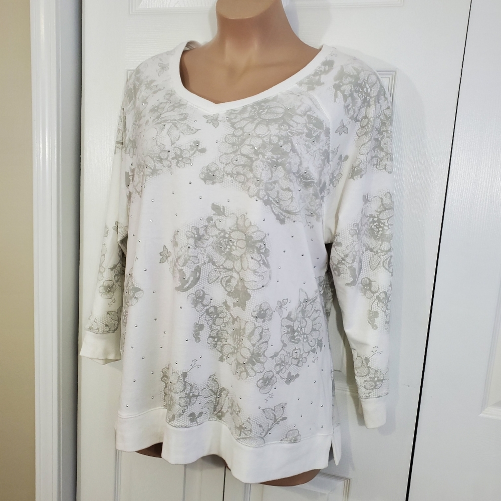 Avenue Womens Plus Floral Print Embellished 3/4 Sleeve Fleece Top ~ Pre-Owned - Picture 4 of 12